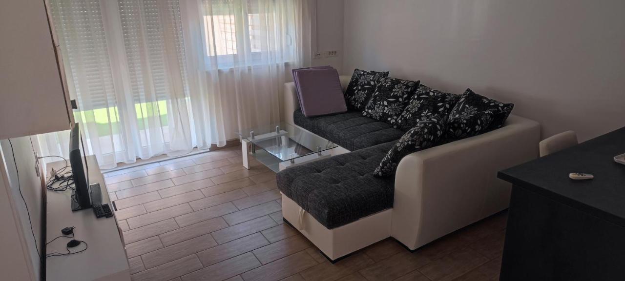Apartments Rtina Benici ภายนอก รูปภาพ