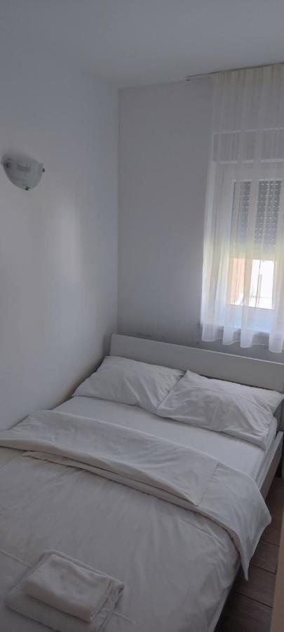 Apartments Rtina Benici ภายนอก รูปภาพ
